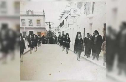 El Cristo del Rosario de Ribera del Fresno volverá a procesionar más de medio siglo después