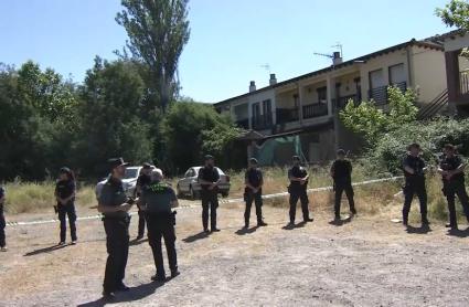 Dispositivo policial tras el asesinato de una mujer de Aldeanueva del Camino