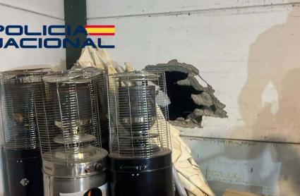 Detenido tras ser sorprendido cuando realizaba un butrón en una nave del polígono industrial de Mérida