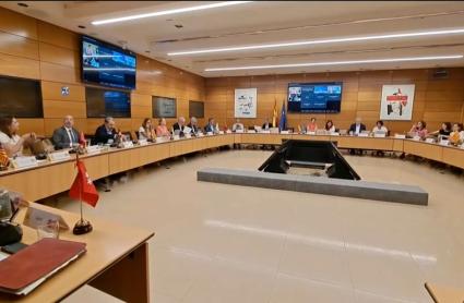 Acuerdan retomar las negociaciones del anteproyecto de Ley a principios de septiembre