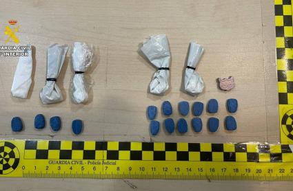 La Guardia Civil detiene a dos hombres por tráfico de drogas en Peraleda de la Mata 