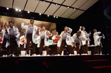 Los Camballotas, durante su actuación en la final del Concurso de Murgas del Carnaval de Badajoz