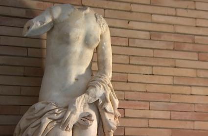 La diosa Venus se vestía y adornaba con joyas