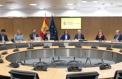 Reunión con los agentes sociales y económicos para abordar el impacto del conflicto en Oriente Medio, en la sede del Ministerio, a 12 de marzo de 2026, en Madrid. Durante la reunión se ha abordado el impacto económico y laboral derivado del conflicto bélico en Irán.