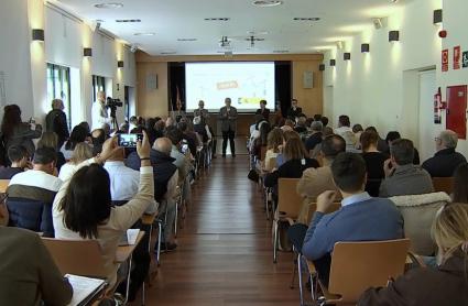 Representantes municipales han mantenido este viernes un encuentro con el delegado del Gobierno para resolver dudas sobre la tramitación de las ayudas por las borrascas