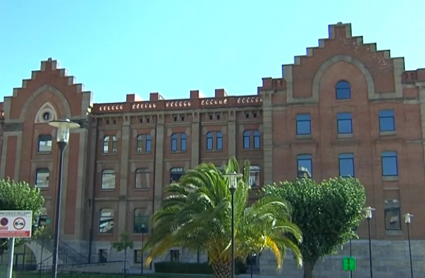 El Complejo Educativo de Plasencia ofertará 43 plazas a los universitarios el próximo curso escolar