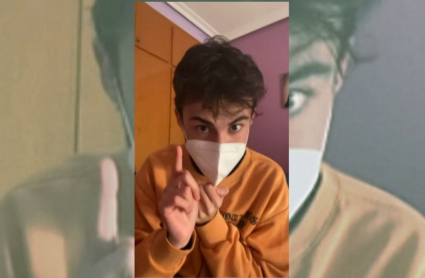 Imagen del video que el estudiante Pedro Borrego ha subido a las redes sociales denunciando la situación en la UEX