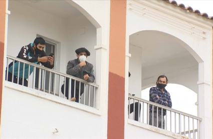 Esquiladores uruguayos, aislados en el hotel de Navalvillar de Pela
