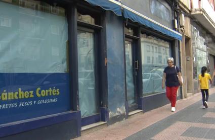 Tienda de Sánchez Cortés cerrada en Cáceres