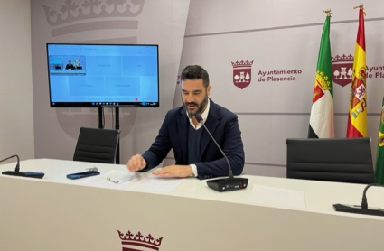 David Dóniga explica los motivos por los que se aparta al intendente de la investigación.
