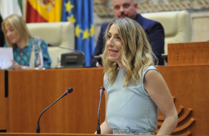 María Guardiola durante la sesión de investidura