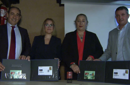 Presentan los sellos de la Cereza del Jerte y el Pimentón de la Vera