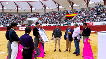 Miguel Angel Perera, Homenaje DOn Benito, Juan Bazaga, Tierra de Toros, Canal Extremadura