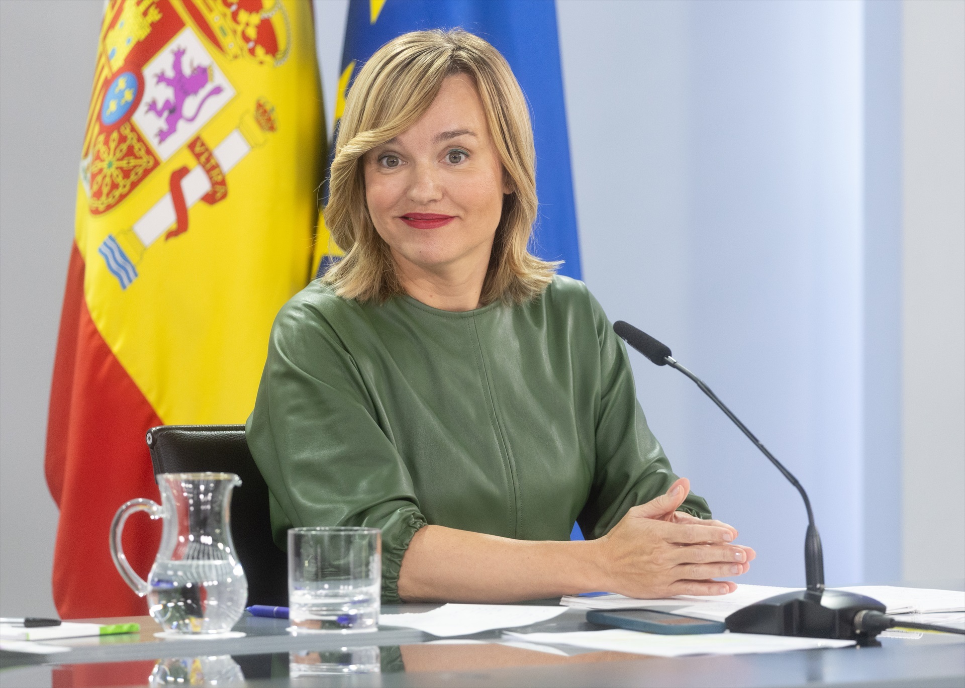 El Gobierno señala las "sospechosas similitudes" de las denuncias contra el hermano y la esposa de Pedro Sánchez