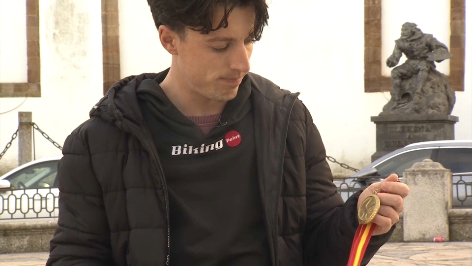 Manu Cordero deja el ciclismo con 27 años