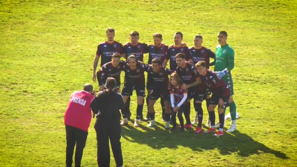 El Extremadura se pone líder