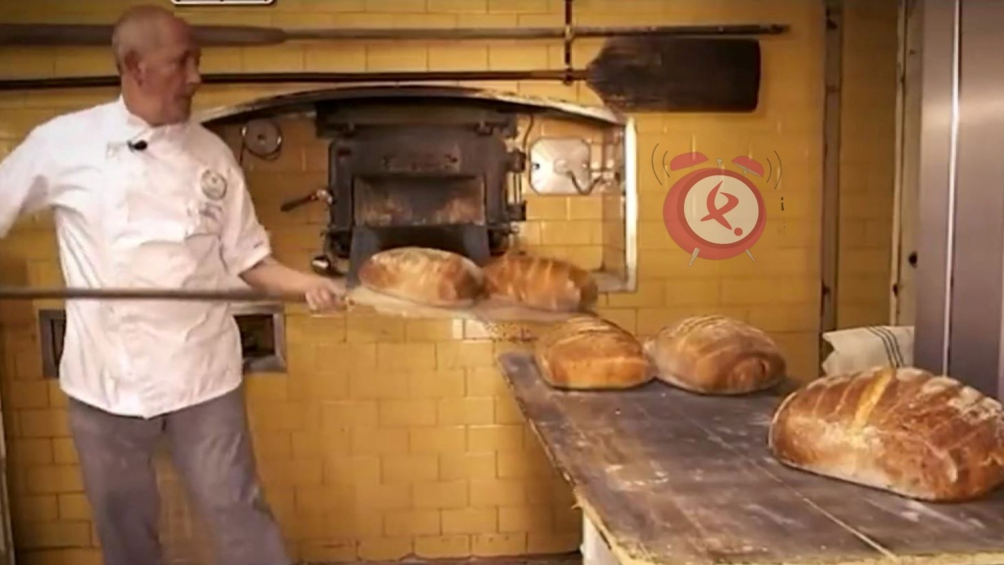 José Antonio Rodríguez en su horno artesano