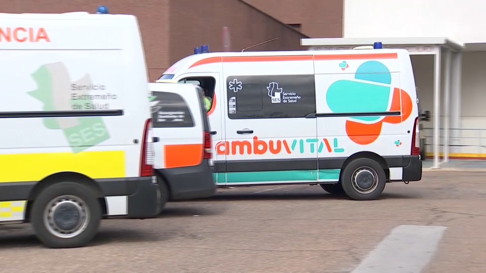 Ambulancia de la empresa Ambuvital acude a un hospital