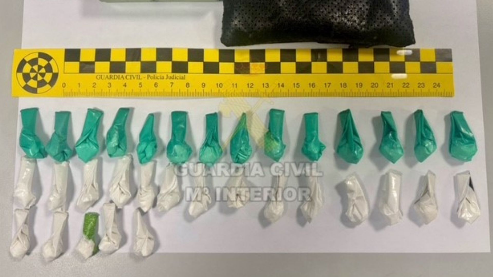 Dosis de cocaína incautadas por la Guardia Civil