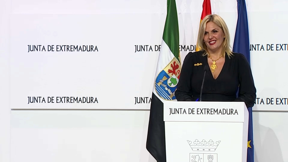 Elena Manzano ha convocado a los grupos, en reuniones bilaterales, el jueves