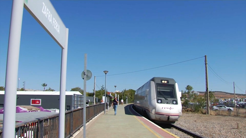 Llegada de un tren e la Feria de Zafra