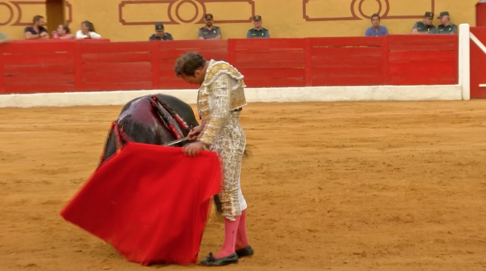 INdulto Ferrera Barcarrota, Tierra de Toros, Juan Bazaga, Canal Extremadura