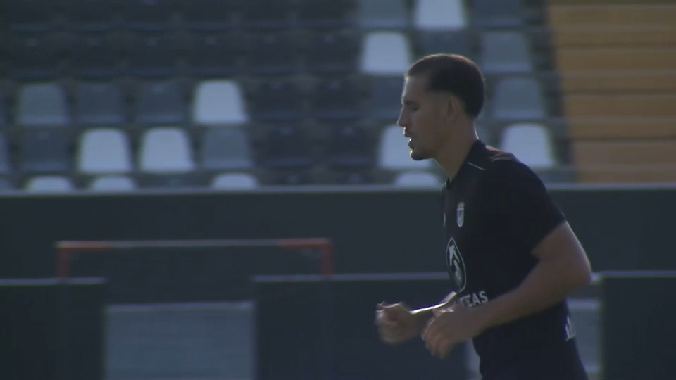 Alex Alegría durante un entrenamiento con el CD Badajoz
