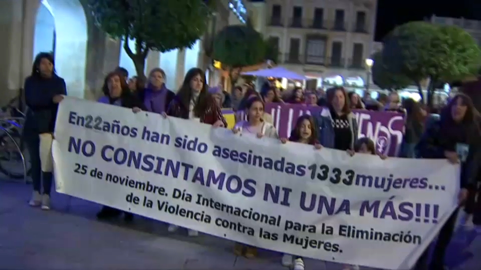 Manifestación por el 25N en Mérida