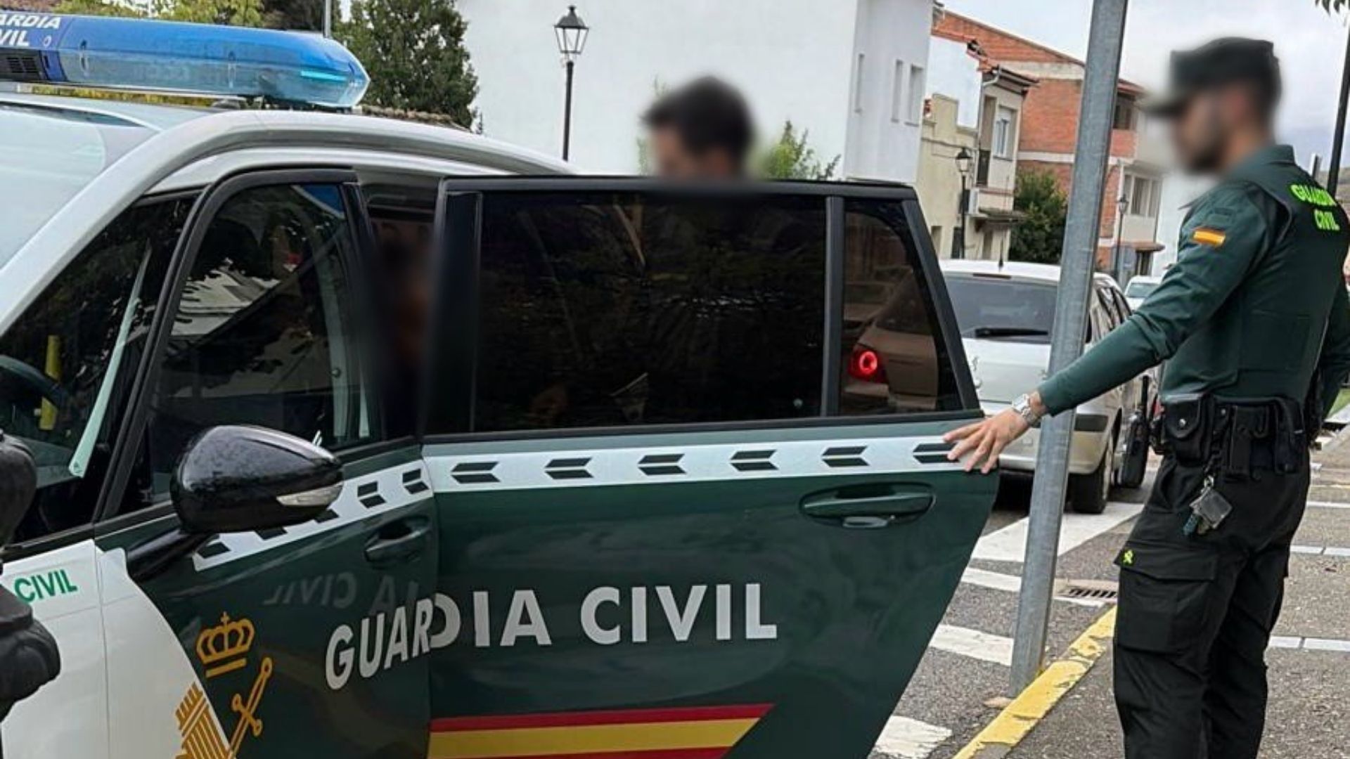 La Guardia Civil detiene a dos hombres por un robo cometido en Jerte