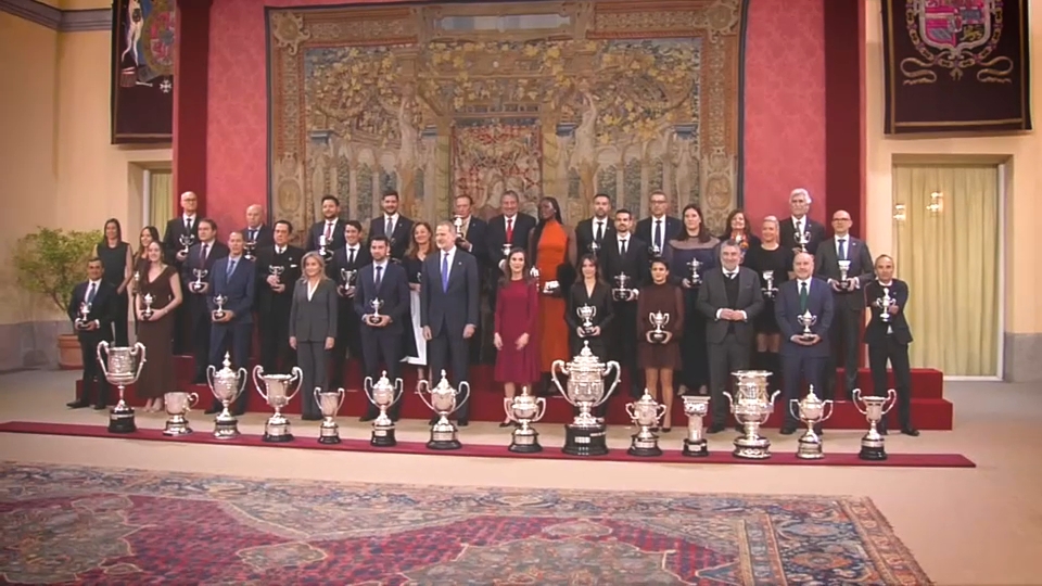 Los galardonados reciben los Premios Nacionales del Deporte
