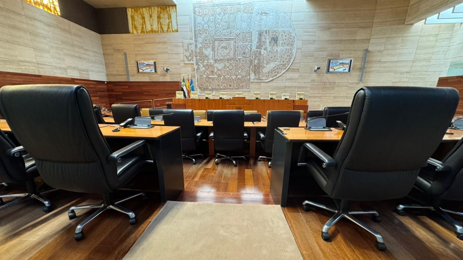La Asamblea debate este miércoles las enmiendas a la totalidad de los Presupuestos de 2027