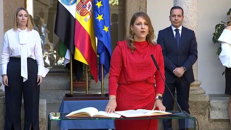 La nueva consejera de Educación, Sandra Valencia, durante su toma de posesión.