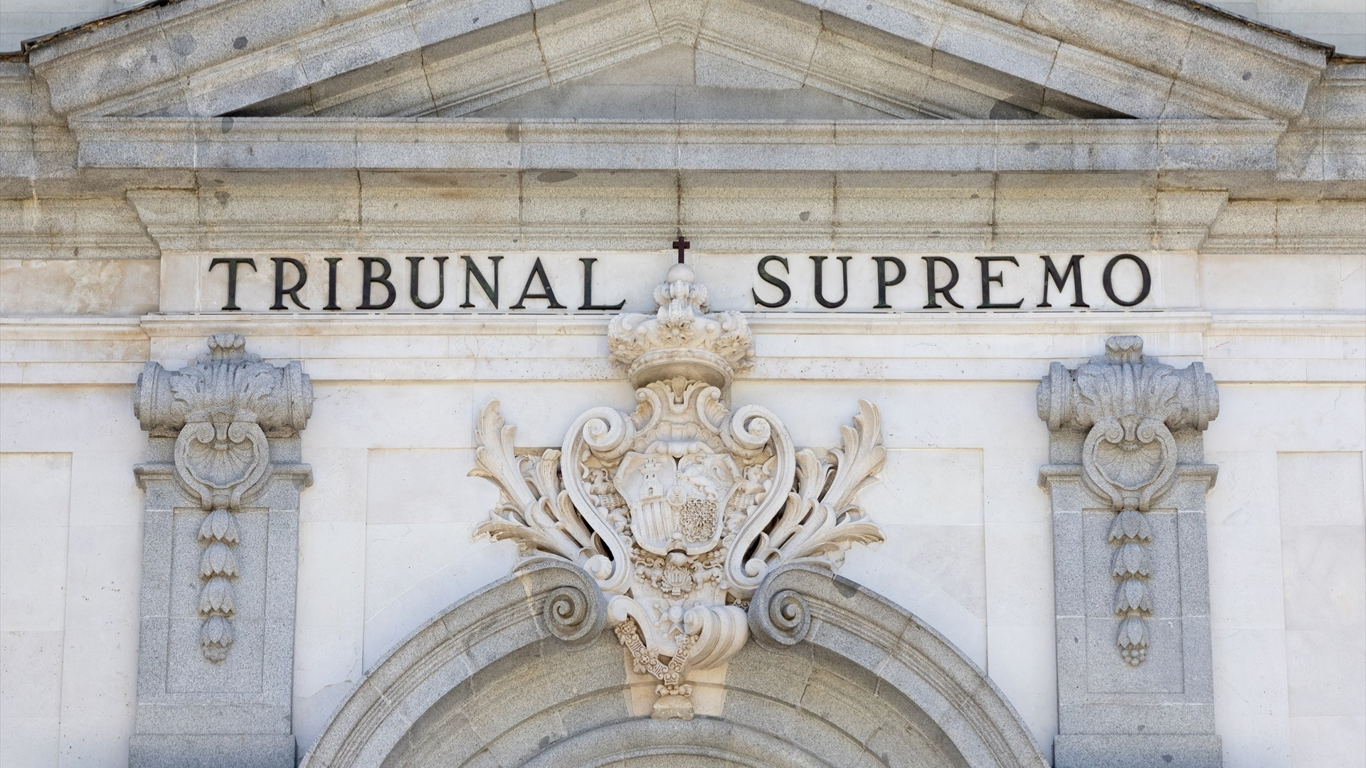 Fachada de la sede del Tribunal Supremo