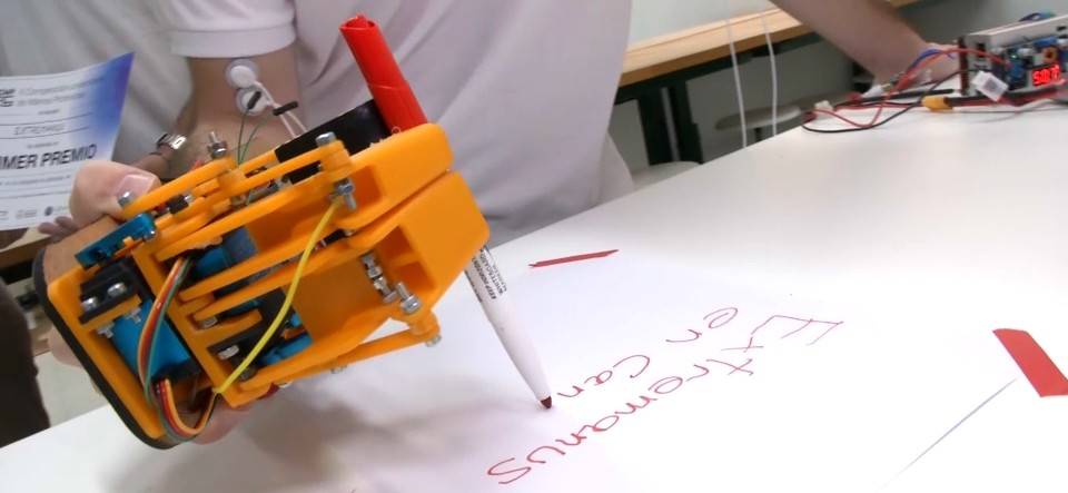 Cuatro estudiantes del Máster en Ingeniería Industrial de la Universidad de Extremadura son el núcleo del equipo Extremanus