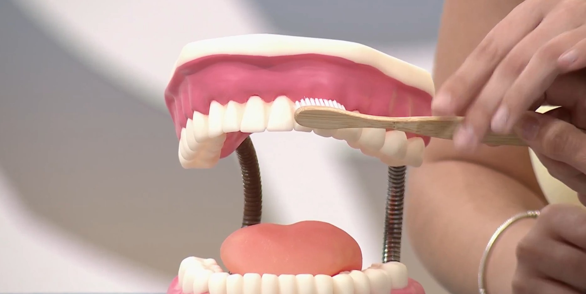 Mantener una buena higiene dental