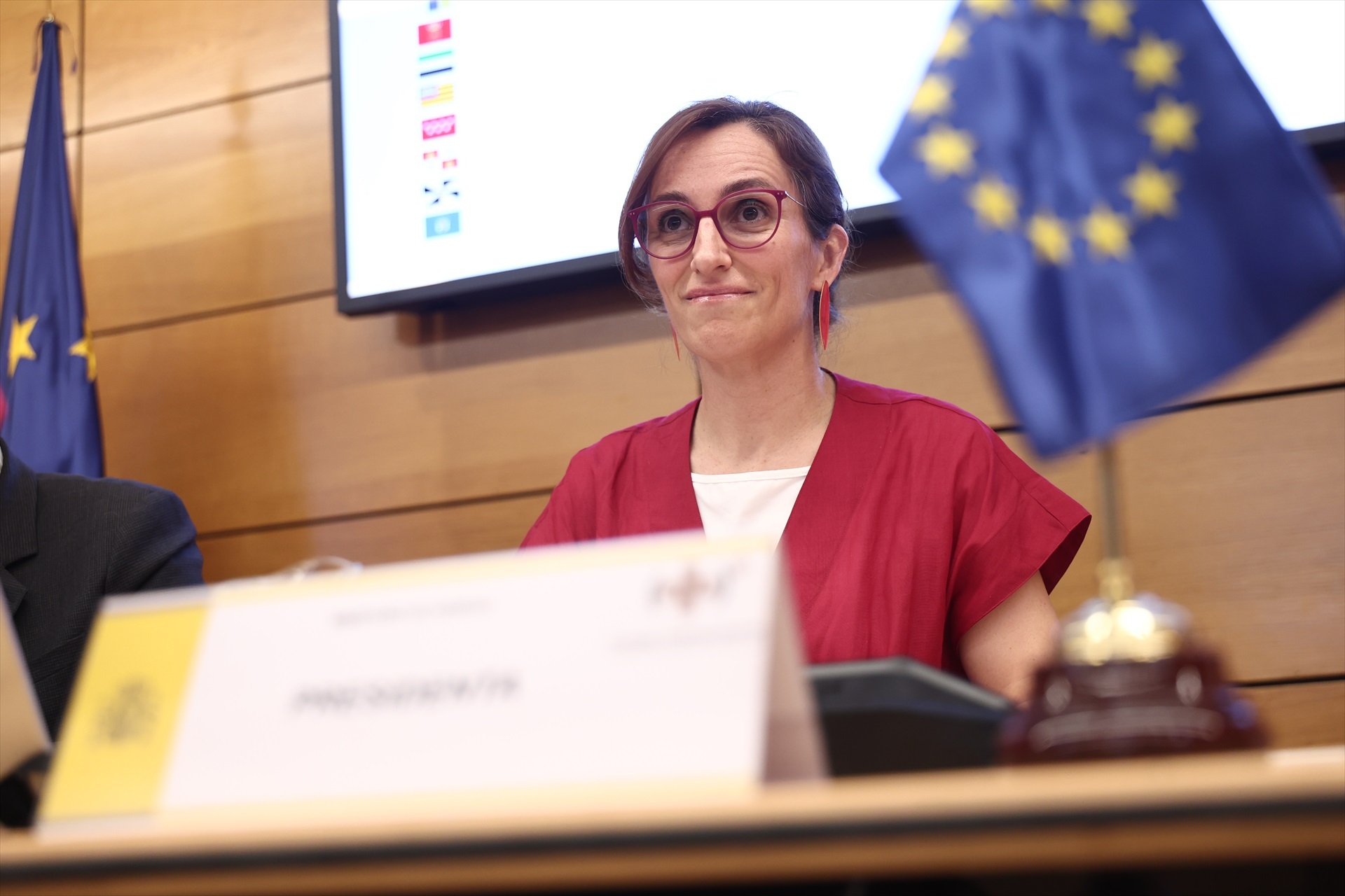 La ministra de Sanidad, Mónica García, durante la reunión extraordinaria del pleno del Consejo Interterritorial del Sistema Nacional de Salud (CISNS), en el Ministerio de Sanidad, a 10 de junio de 2026, en Madrid 
