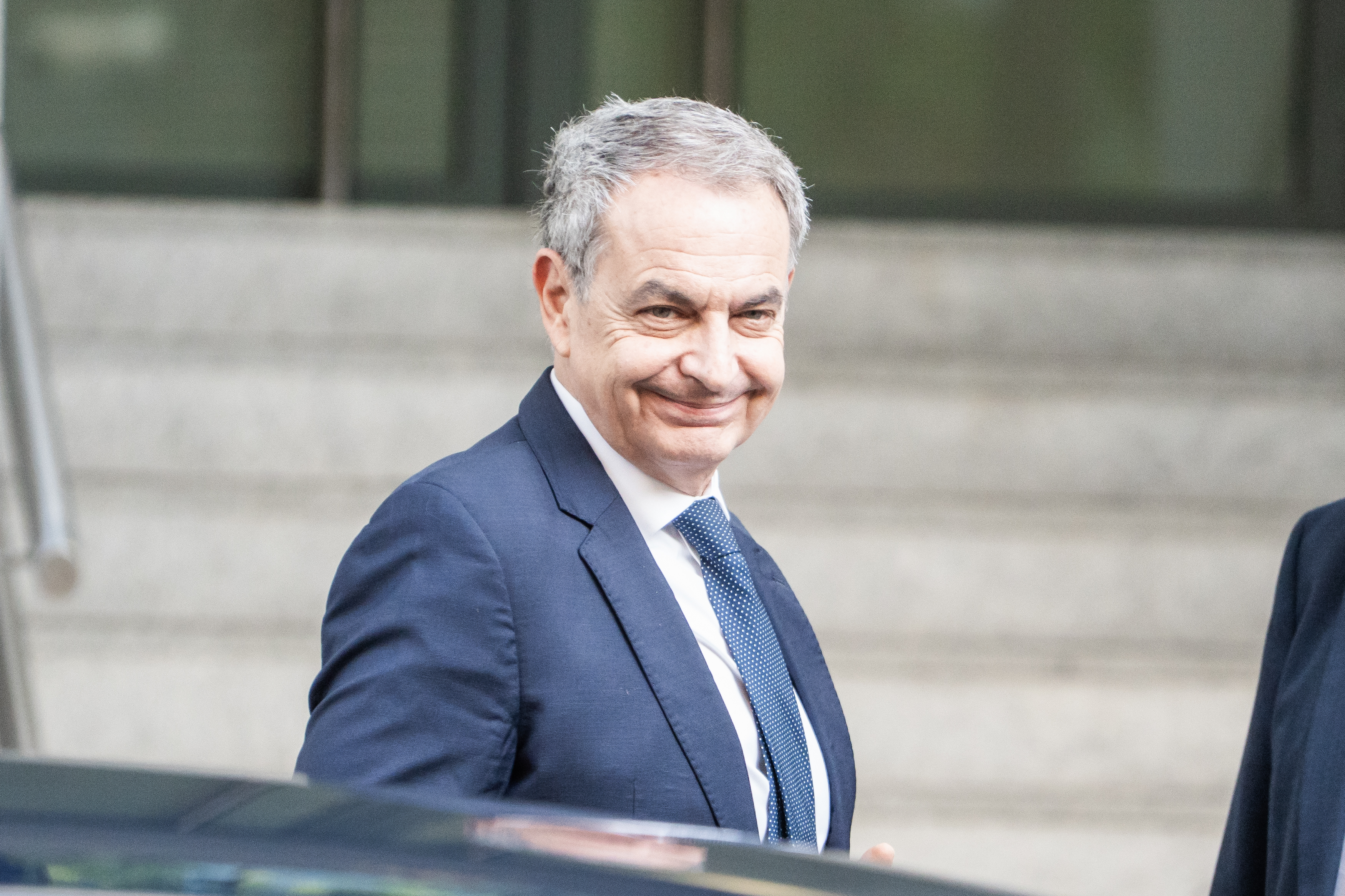 El expresidente del Gobierno José Luis Rodríguez Zapatero a su llegada a la Audiencia Nacional, a 17 de junio de 2026, en Madrid