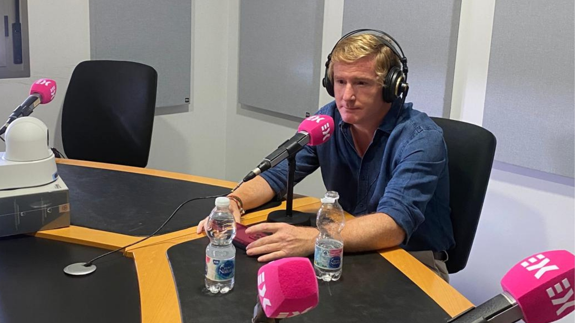Ignacio Gragera, alcalde de Badajoz, en una entrevista en Canal Extremadura Radio