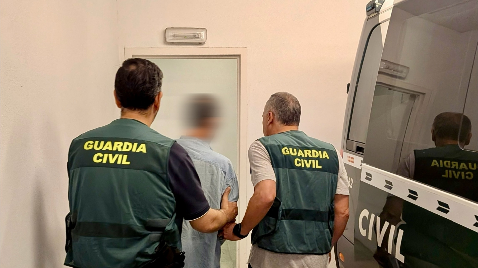La Guardia Civil ha detenido a un hombre como presunto autor de varios delitos contra la seguridad vial