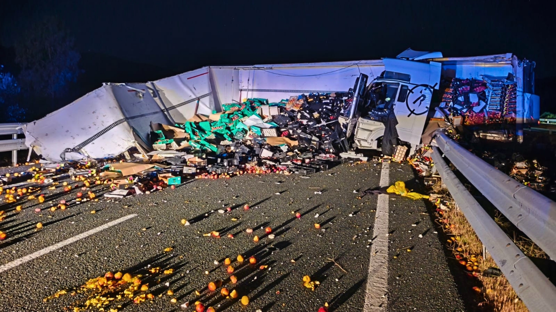 Colisión entre dos camiones en la A-66 a la altura de Monesterio