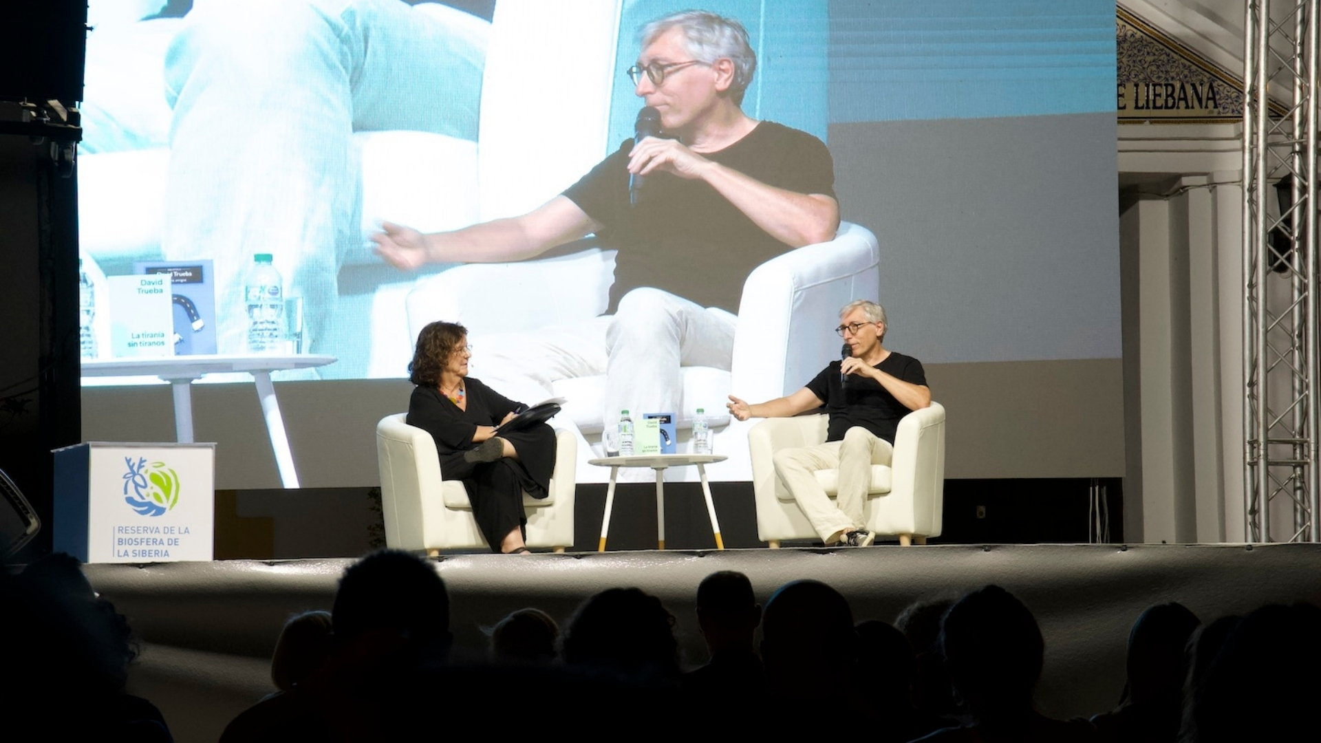 Pilar Galán y David Trueba en Siberiana