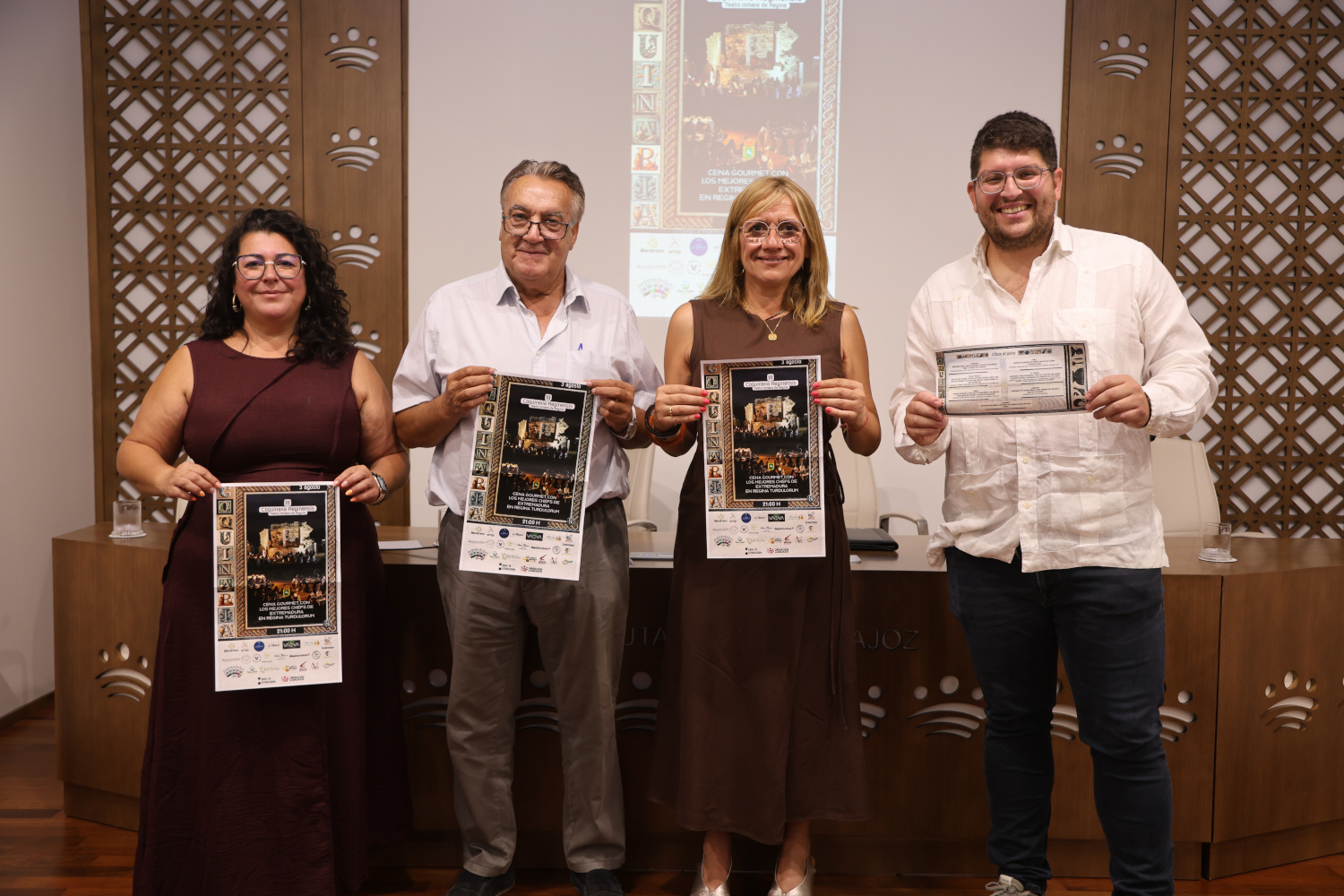 La tercera edición de Coquinaria Reginensis impulsa la alta gastronomía rural en Casas de Reina