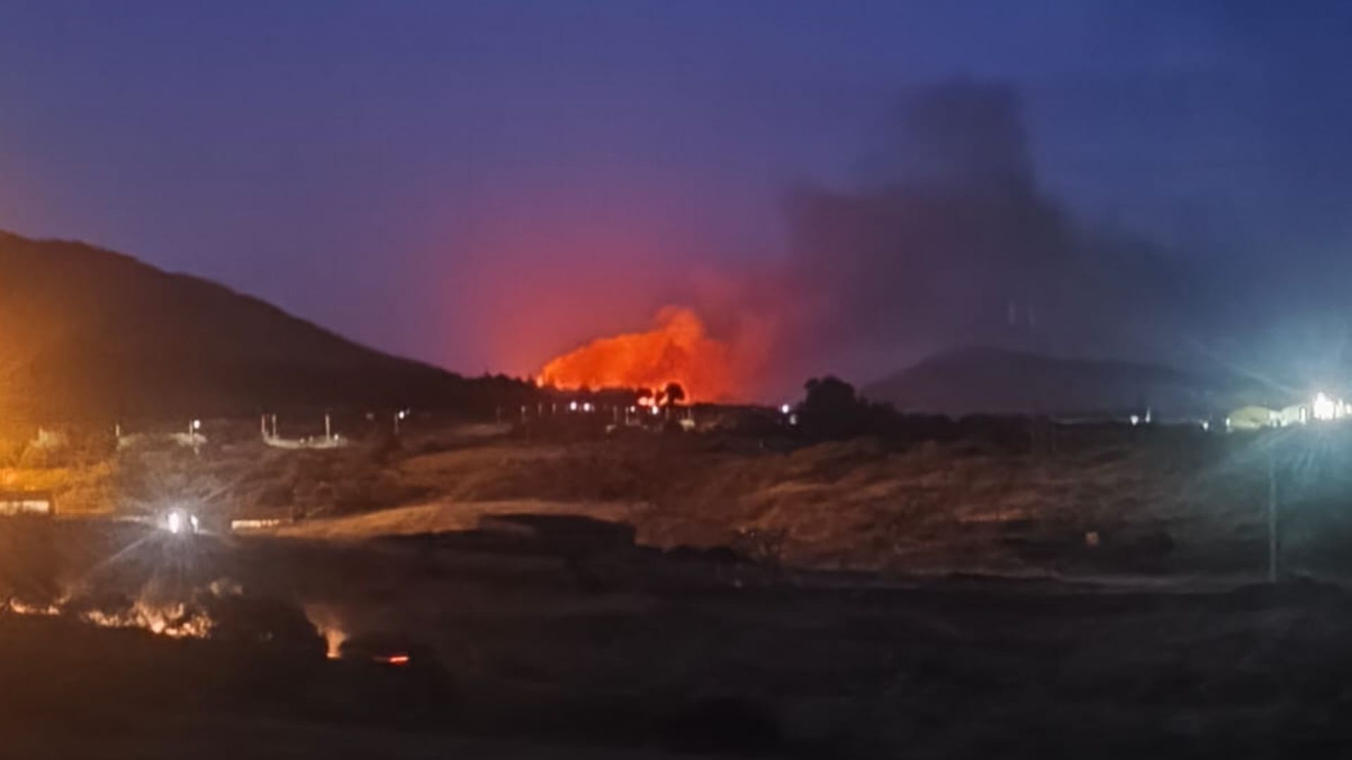 Incendio forestal en Casas de Millán