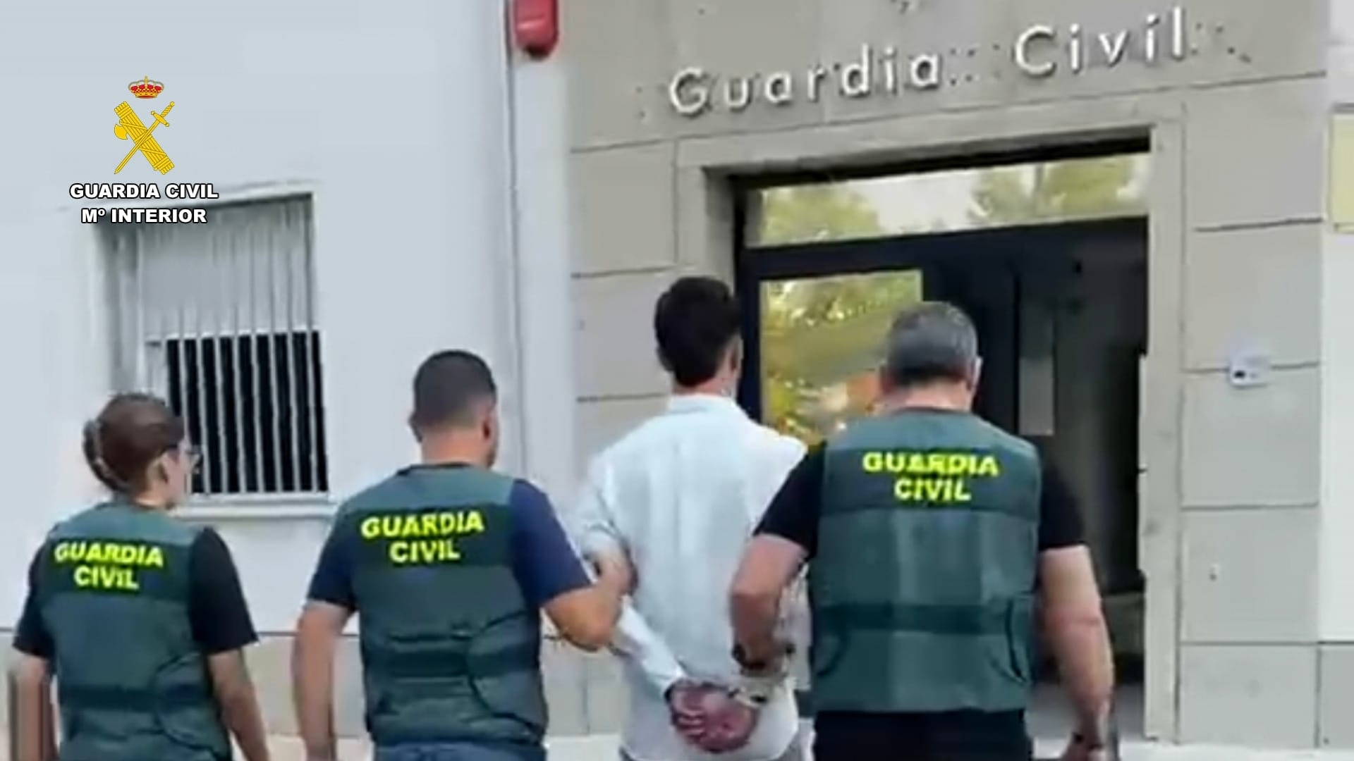 Detenido un hombre de 22 años como presunto autor de varios delitos de estafa