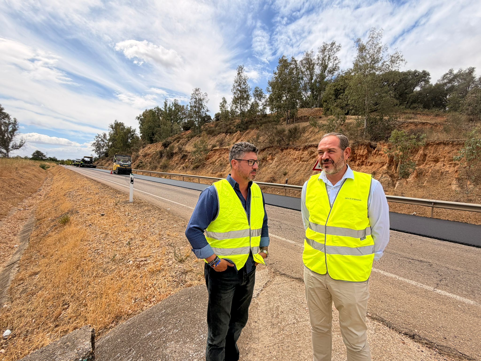 La Junta mejora la seguridad vial en la EX-363 entre Talavera la Real y La Albuera