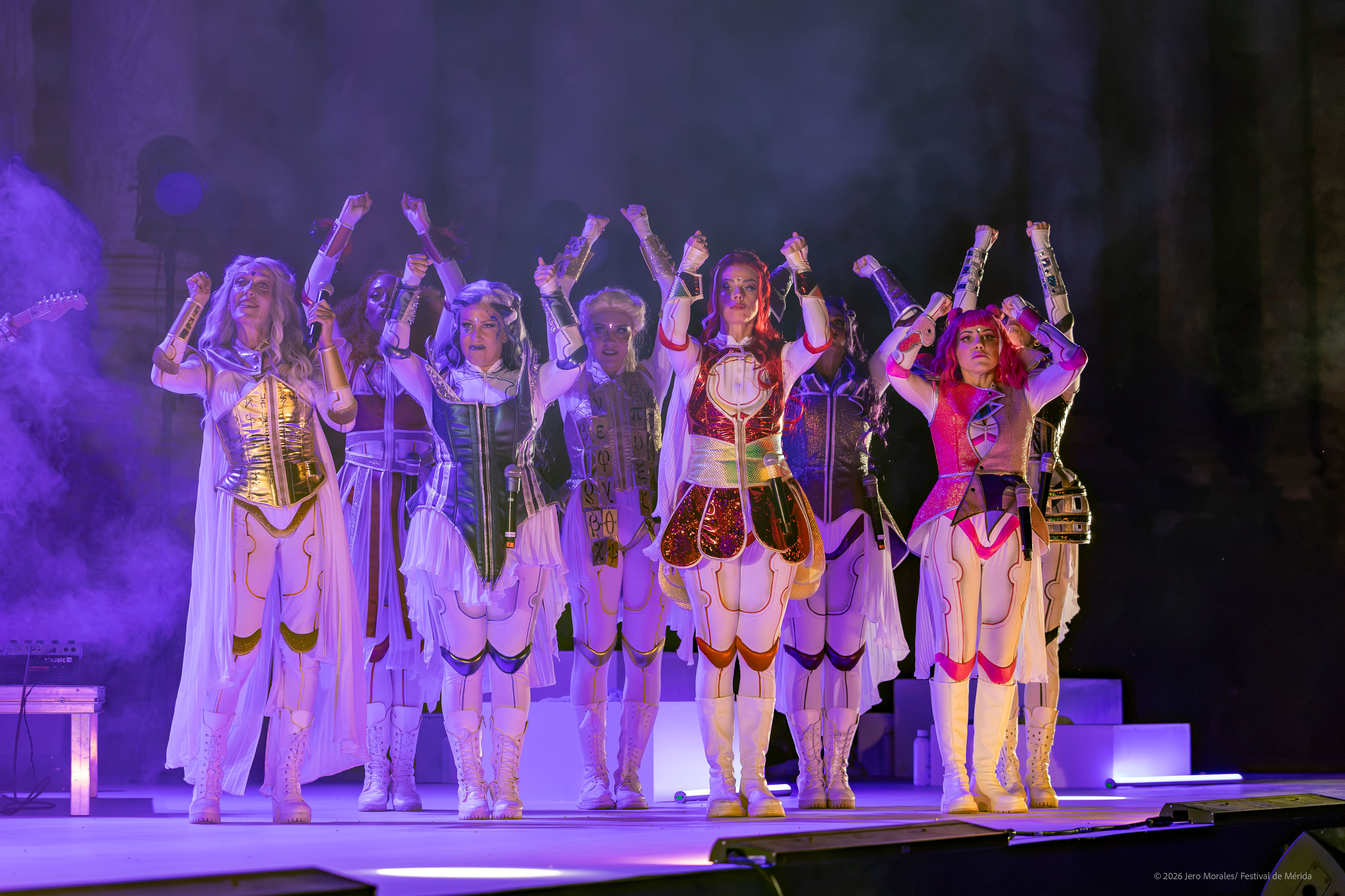 La representación, prevista para la noche de ayer en el Teatro Romano de Mérida, fue suspendida por la lluvia