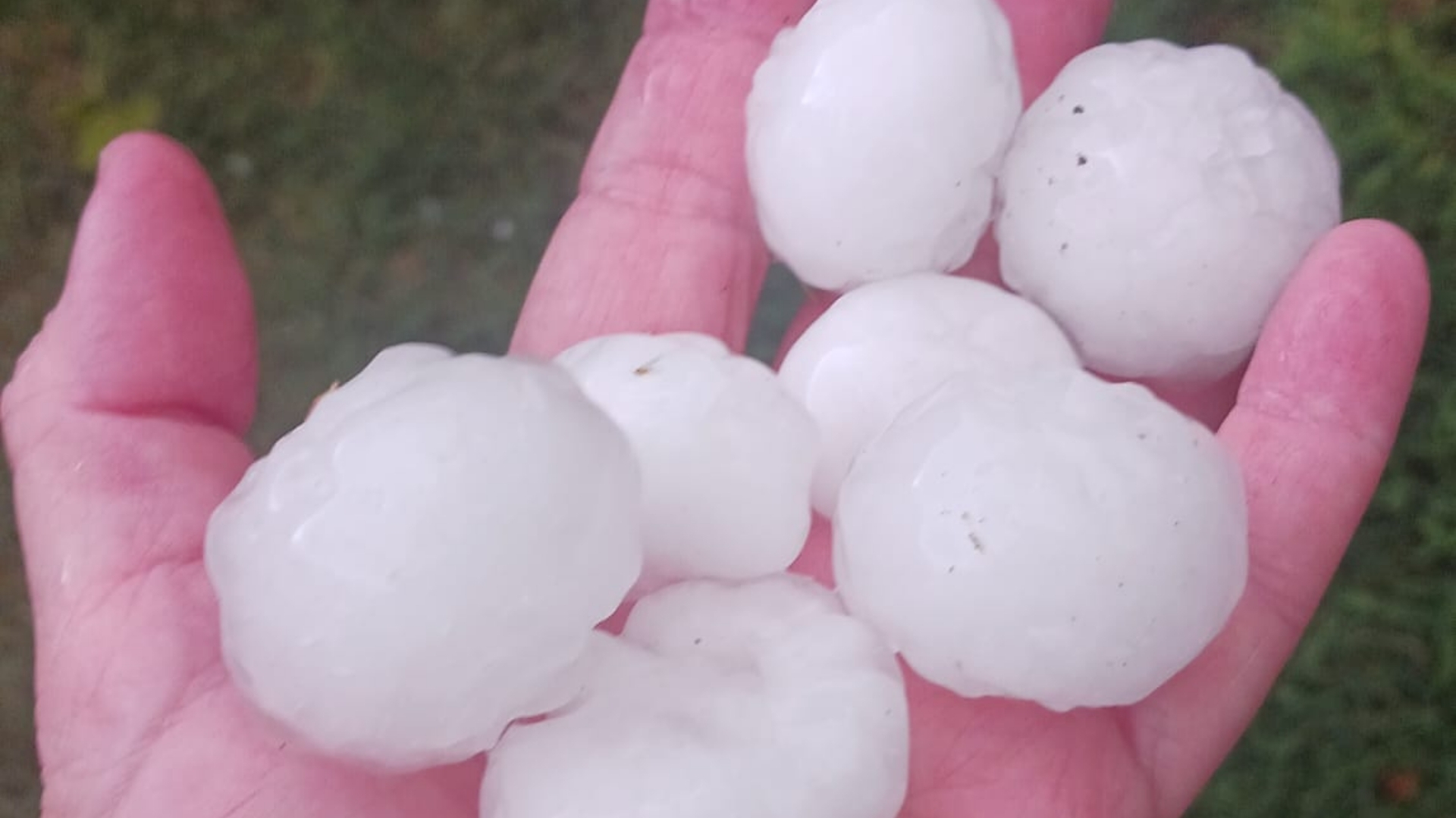 Granizada en agosto. Quintana de la Serena