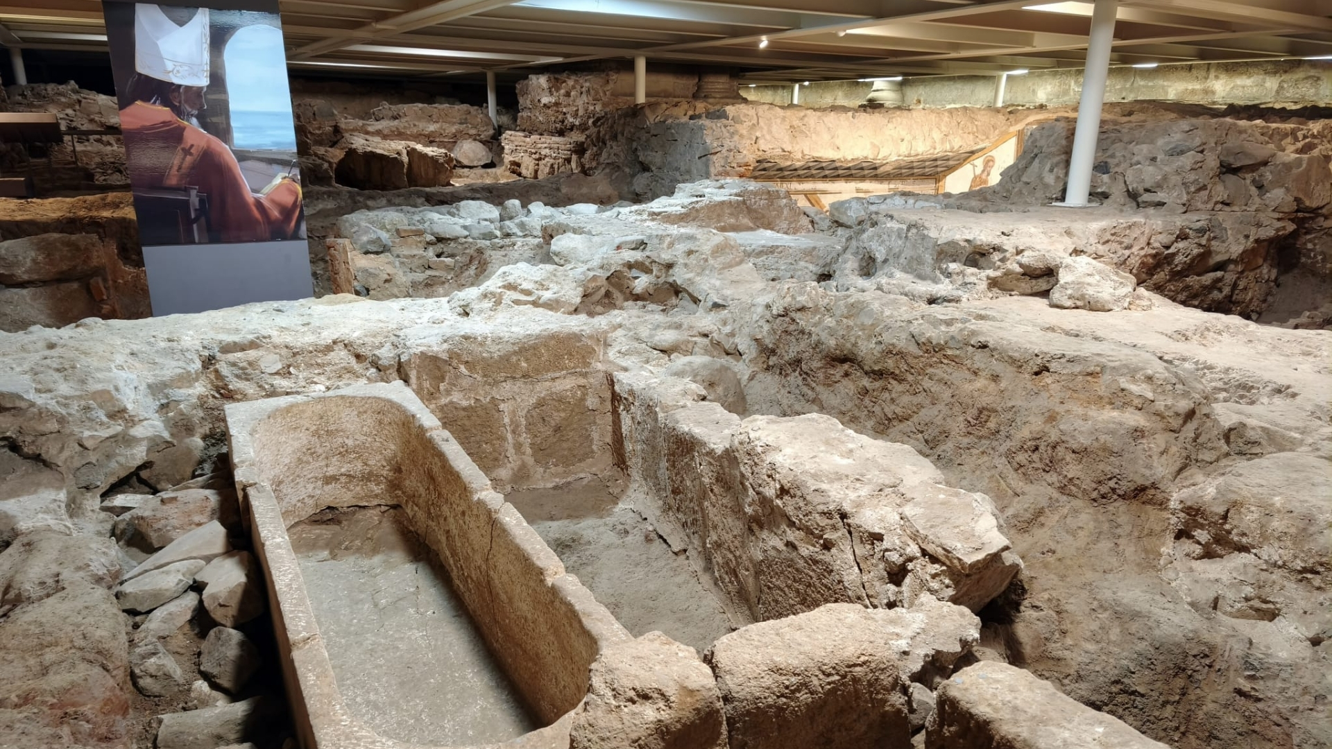 Reabre al público el nuevo centro de interpretación de la Cripta de Santa Eulalia