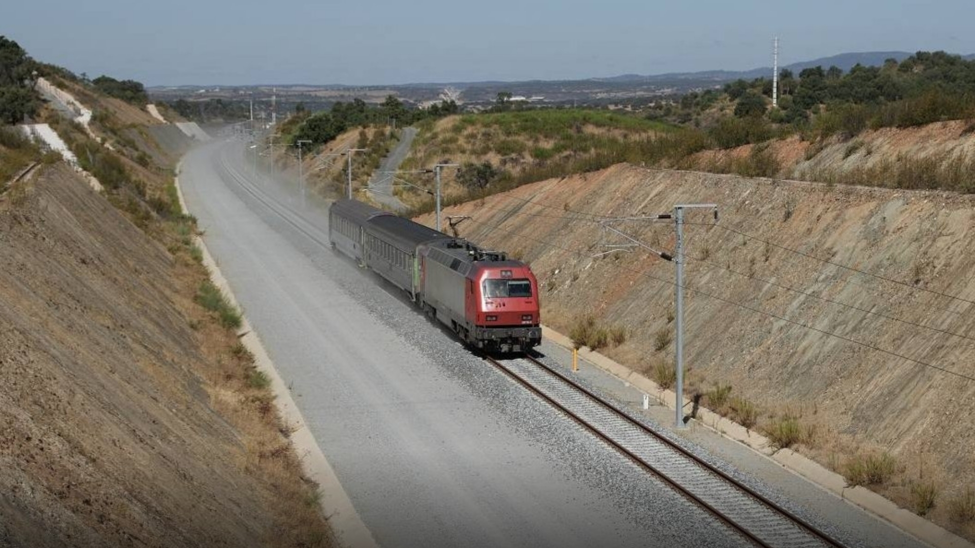 Línea ferroviaria entre Évora y Elvas