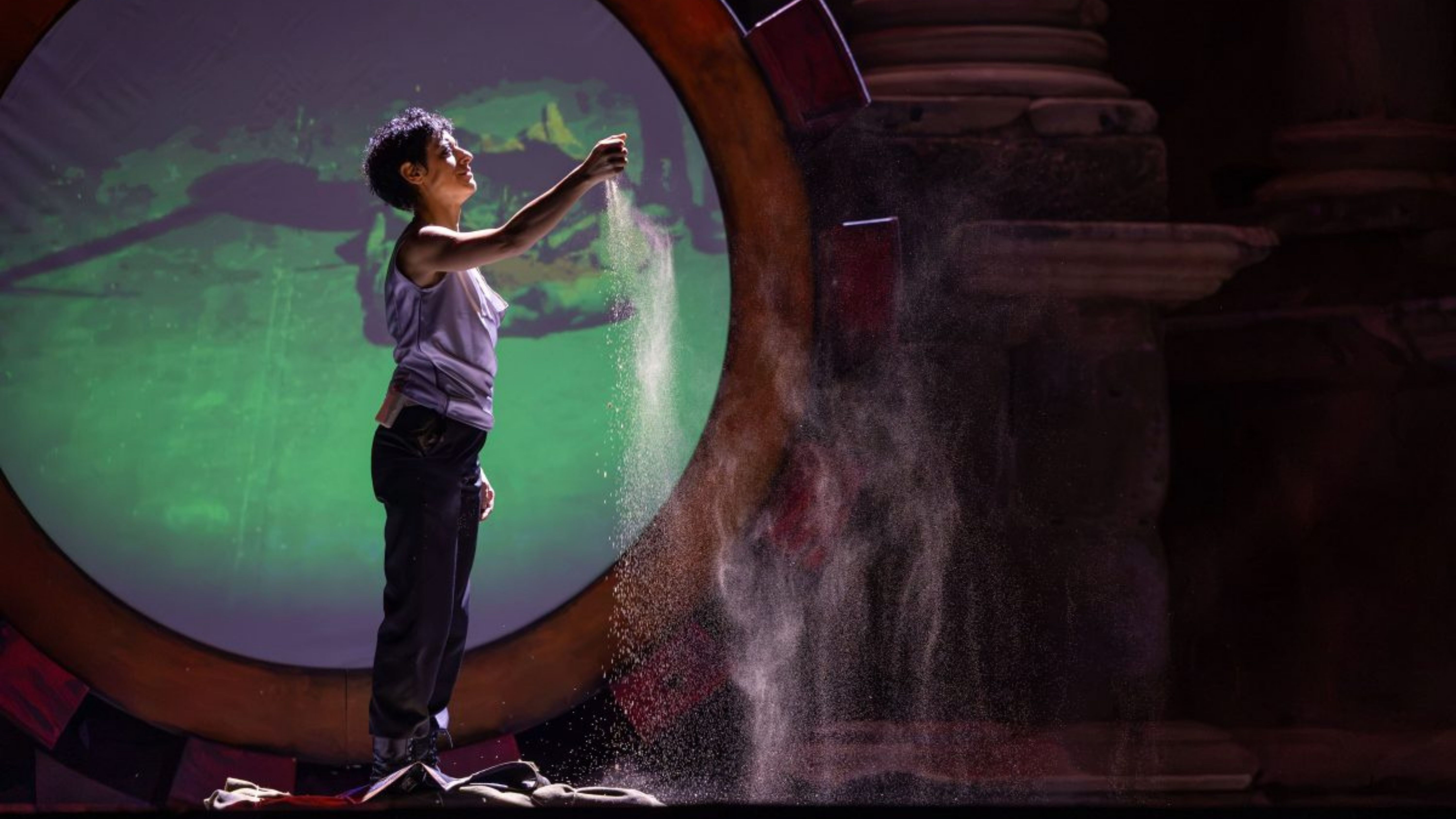Escena de 'El viaje de Edipo' en el Festival de Mérida